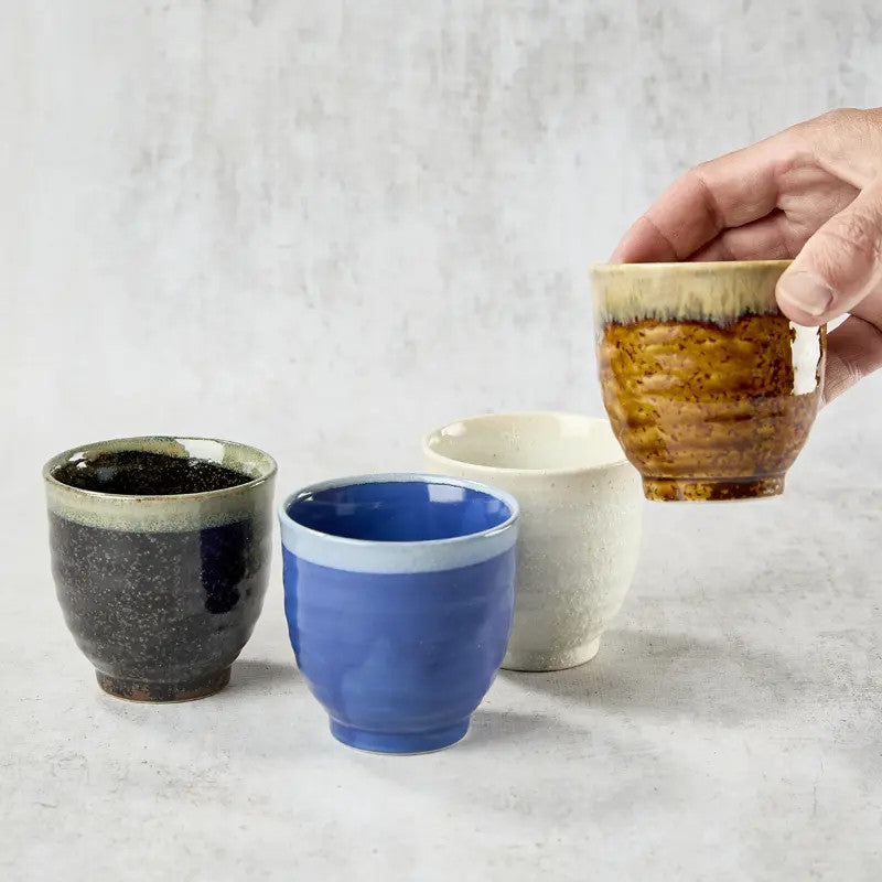 Set mit 4 Teetassen φ 7,6 cm, verschiedene Farben