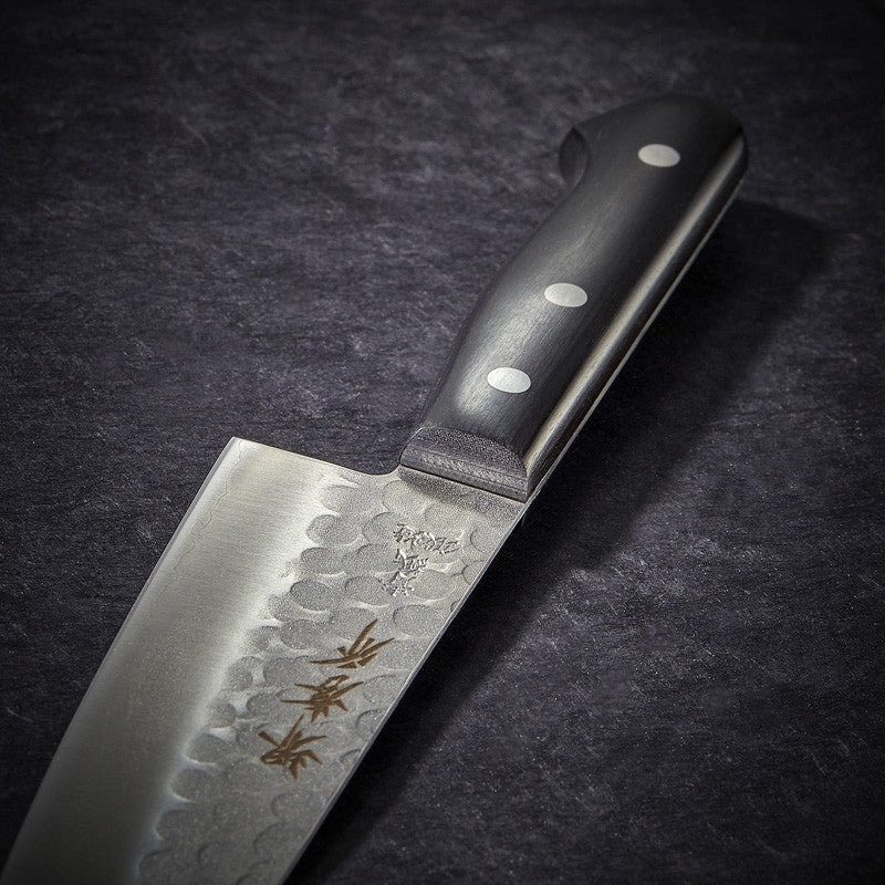 Faca Santoku, lâmina martelada 165 mm