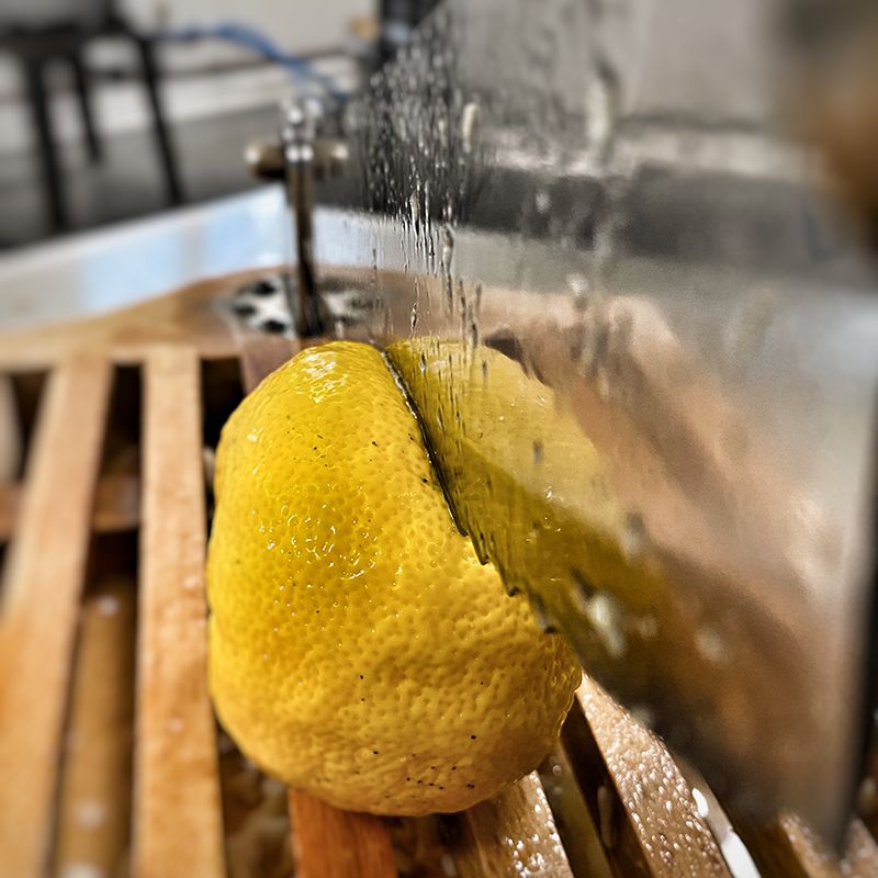 Handgemachtes Yuzu-Püree aus Kôchi