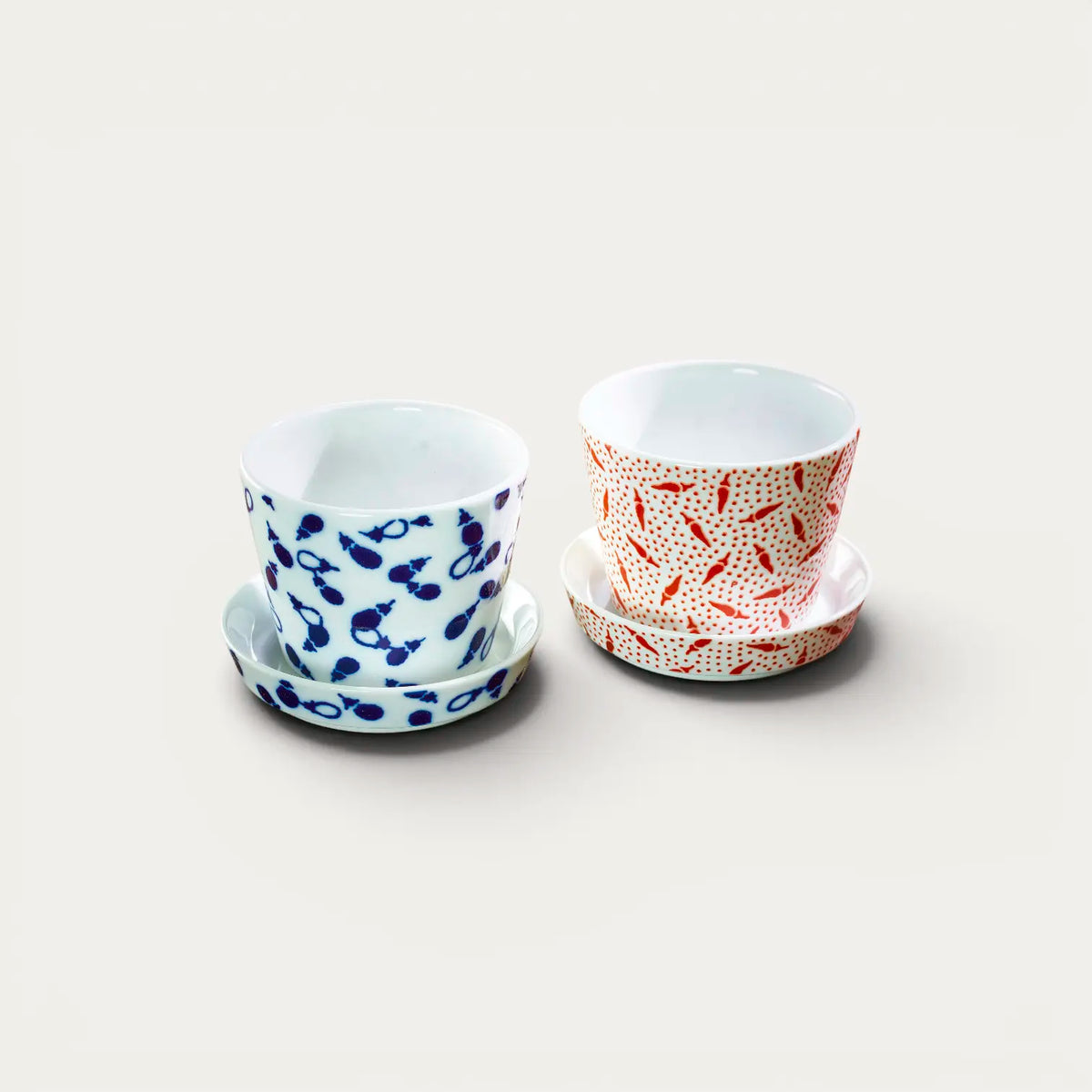 Porcelaine Nikko,2 tasses à soba + 2mini assiette chanvre et daimyo