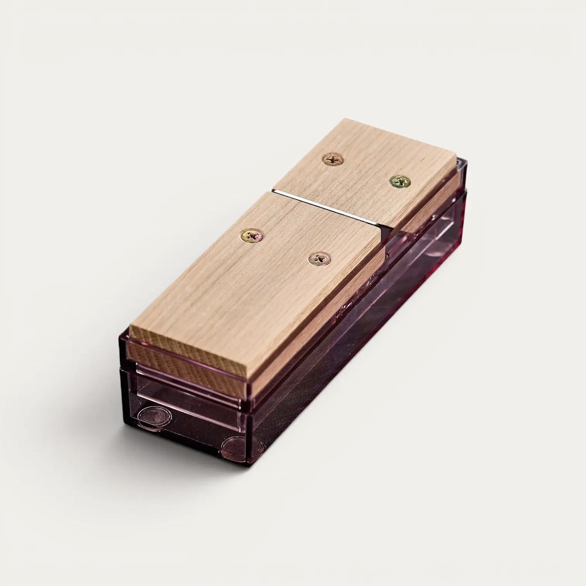 Katsuobushi kuivatun boniitin raspi, pieni malli