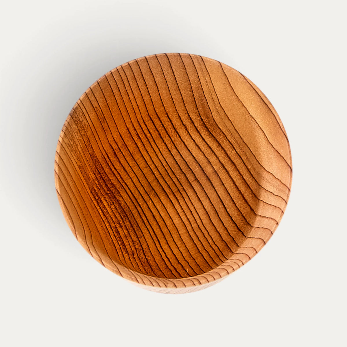 Copa de sake de madera de cedro de Yoshino