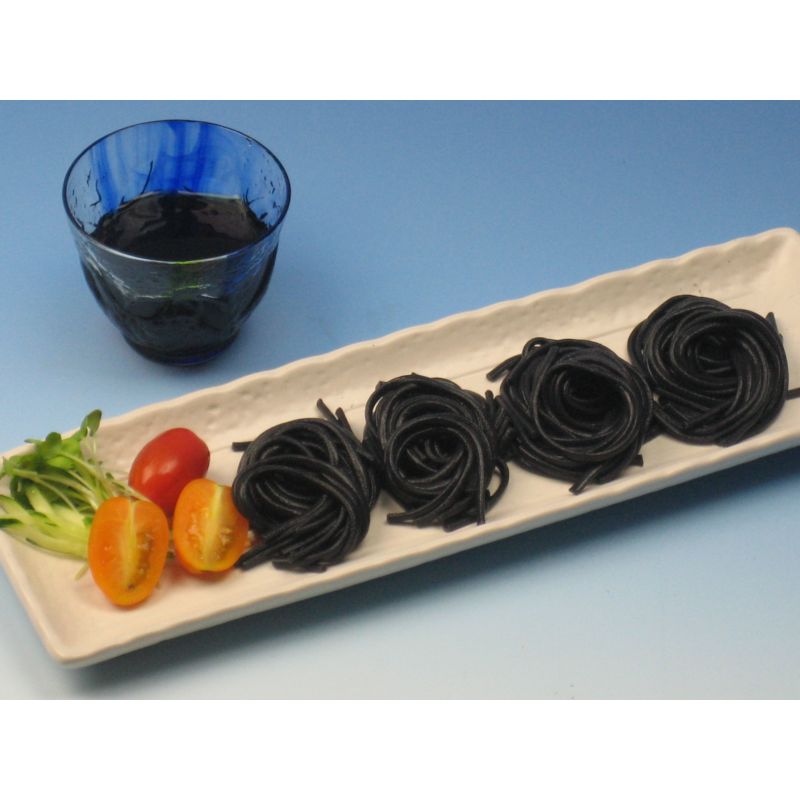 Schwarze Udon mit Binchotan 250g