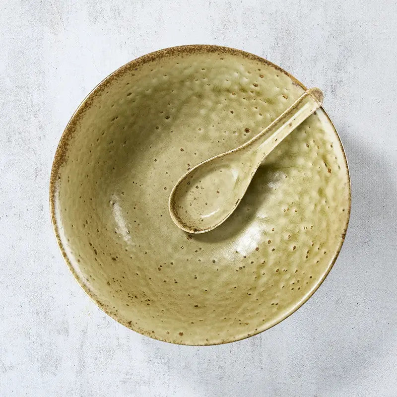 Premium artisan ramen bowl gift set with matching spoon, 1200 ml