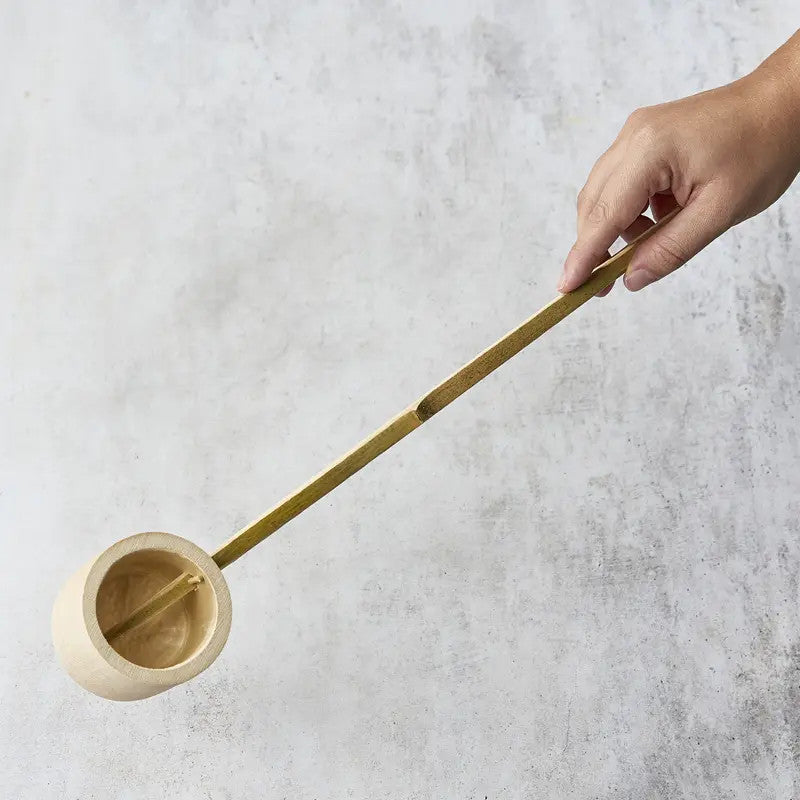Concha de bambu (L) SASHI-TOHSHI-HISHAKU para cerimónia do chá matcha