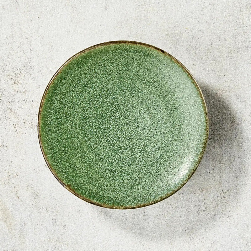 Footed amuse-bouche dish 