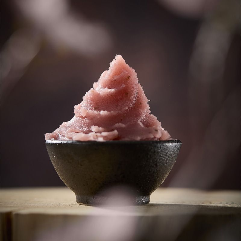White bean anko paste with Sakura cherry blossom leaf