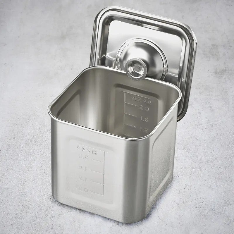Quadratischer Gastrobehälter mit Deckel