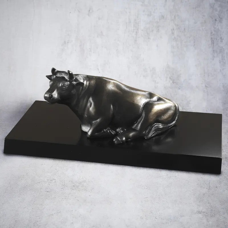 Wagyu Hanei bronze statue