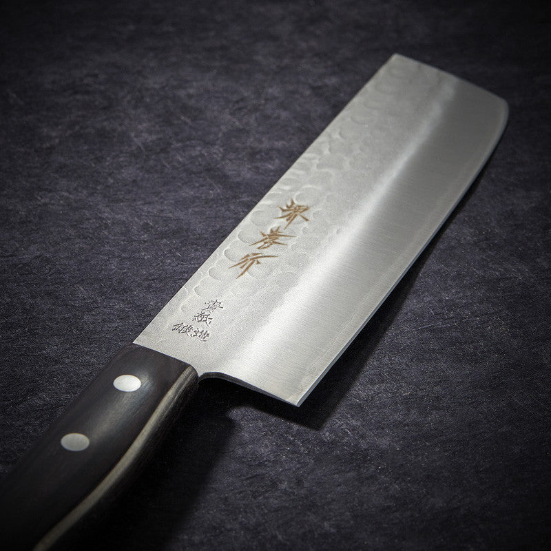 Coltello Nakiri per verdure, lama martellata 165 mm