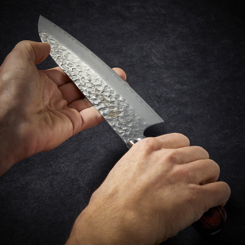 Santoku knife, 33-layer hammered Damascus blade 180 mm