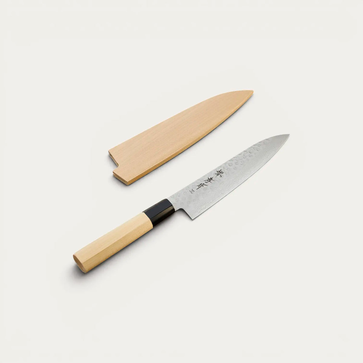 Coltello Chef lama Damascata 45 strati martellata 180 mm