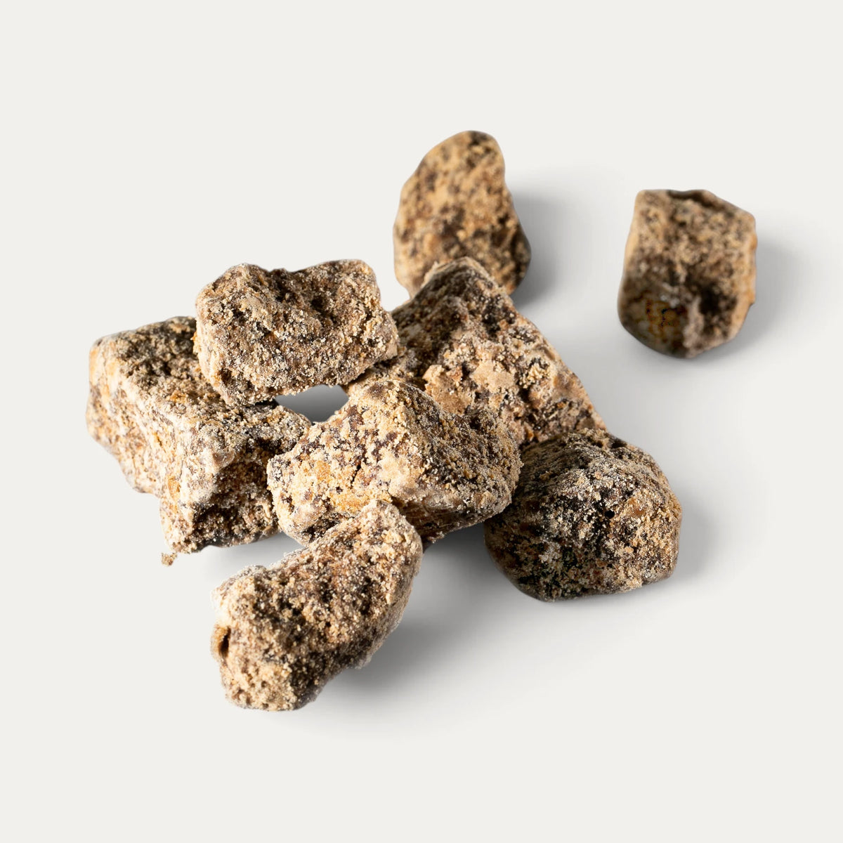 Okinawan musta raakasokeri paloina - 800 g